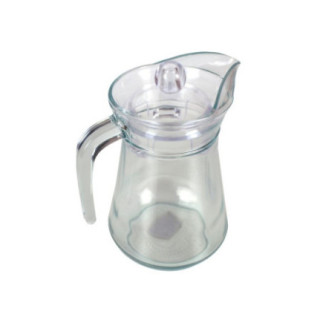 carafă din sticlă transparentă cu cioc de scurgere capac și mâner