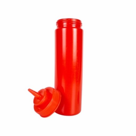 Flacon pentru dozat sosuri din plastic roșu cu capac filetat și duză subțire pentru o turnare controlată prin stoarcere 700 ml