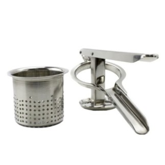 Presă de cartofi, din inox, cu mâner ergonomic și sită perforată, perfectă pentru un piure fin și cremos din fructe sau legume