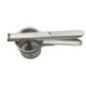 presă pentru piureuri din inox cu coș perforat și mâner tip piston
