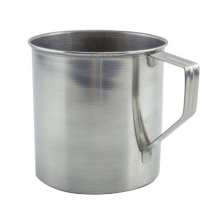 cană metalică cu mâner pentru încălzit lichide la foc