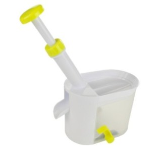 dispozitiv pentru îndepărtat sâmburi din plastic cu piston
