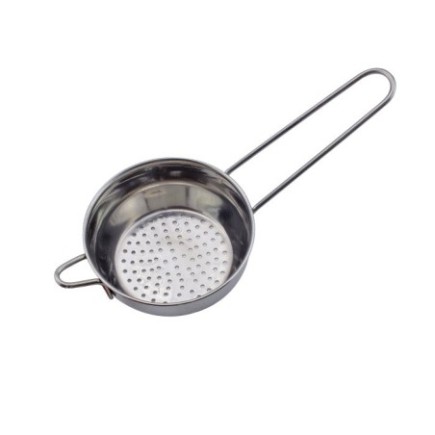 strecurătoare mică rotundă din inox cu un mâner pentru ceai