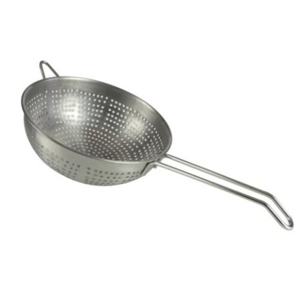 strecurătoare de bucătărie cu un mâner dublu rotundă cu perforații dese și agățătoare