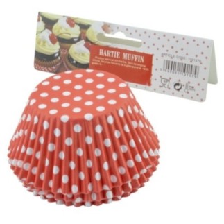 set hârtii colorate pentru muffin roșu cu buline albe stivuite și întoarse cu susul în jos