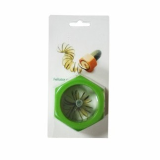 ustensilă pentru feliat castraveți în spirală din plastic verde în ambalaj