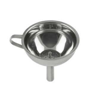 pâlnie din inox cu sită interioară și mâner