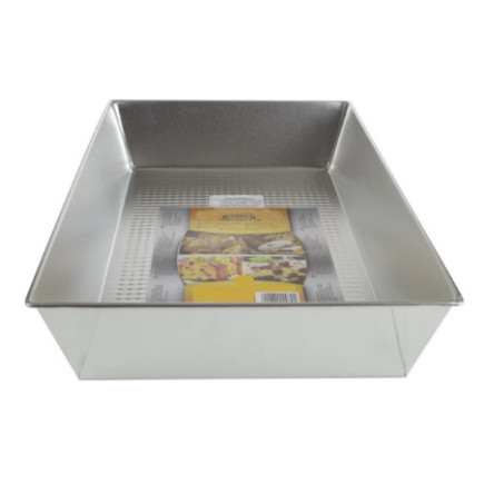 tavă pentru copt din metal argintiu cu pereți înalți și bază texturată