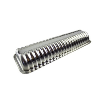 formă dreptunghiulară ondulată din tablă cositorită pentru copt cozonaci întoarsă cu susul în jos