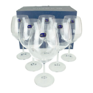 set de 6 pahare cu cupe mari din cristal pentru vin roșu în fața cutiei în care sunt ambalate
