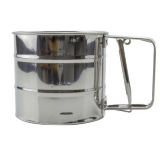 cană specială de patiserie pentru pudrat și cernut cu bază din sită măruntă