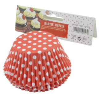 set hârtii colorate pentru muffin roșu cu buline albe stivuite și întoarse cu susul în jos