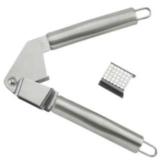 presă de usturoi din inox cu detaliu pe sită cu perforații